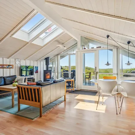Feriehus With Sea View And In Norlev *